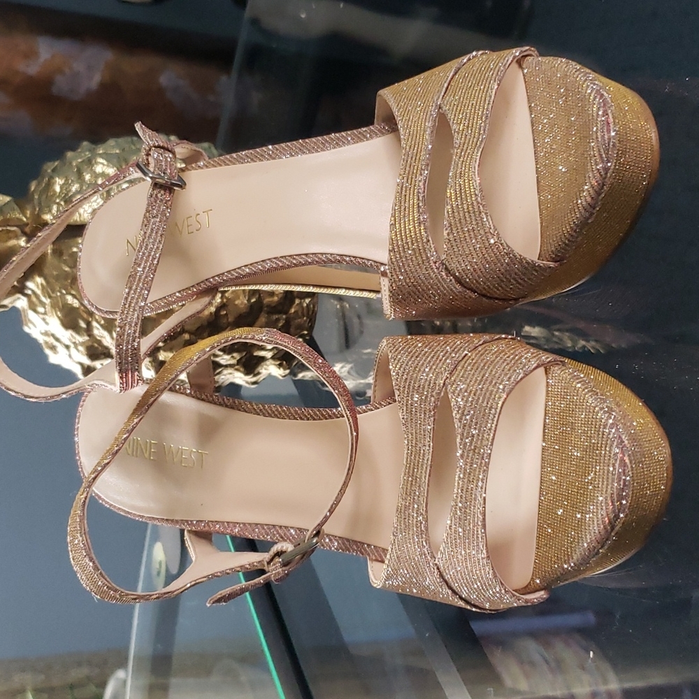 NINE WEST PLATFORM SANDLES ventage